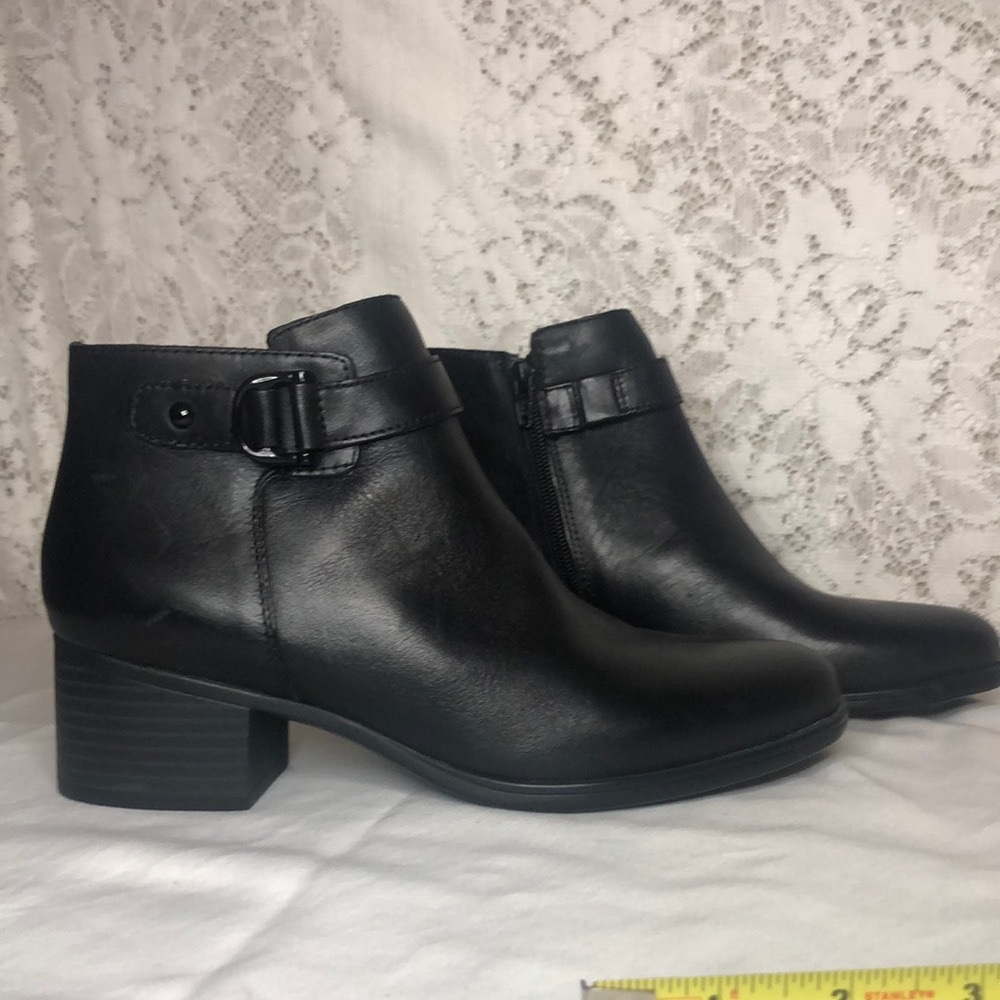 Naturalizer Ankle Black Boots. Size 8M